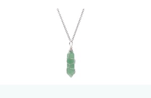 GREEN AVENTURINE WIRE WRAPPED SILVER 18'' CHAIN NECKLACE (