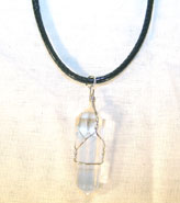 CLEAR CRYSTAL STONE WIRE WRAPPED NECKLACE
