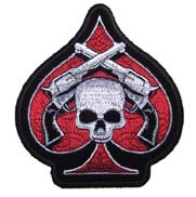 SPADE SKULL W PISTOLS 5 IN PATCH