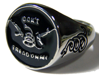 DONT TREAD ON ME GUNS & SNAKE STAINLESS STEEL BIKER RING