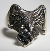 EAGLE HOLDING SWASAKA BIKER RING