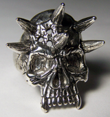 SPIKED SKUL HEAD BIKER RINGS