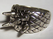 FIVE SPIKES DELUXE SILVER BIKER RING
