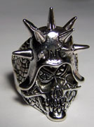 MEAN SKULL WITH SPIKED HELMET DELUXE BIKER RING