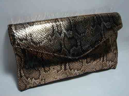 ENVELOPE CLUTCH