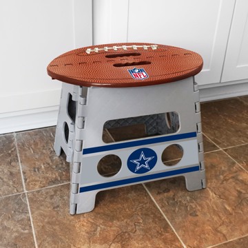 Folding Step Stool - NFL DALLAS COWBOYS. 14'' x 13''.