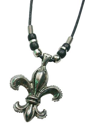 Metal  Fleur de Lis Pendant NECKLACE