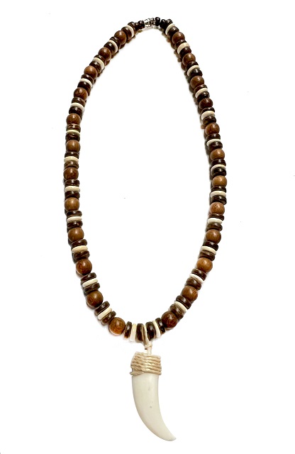 Horn Pendant With Coco/Wood NECKLACE