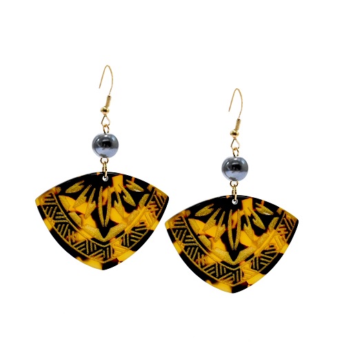 Black Pearl With Tribal Tattoo FAN Shape Earrings