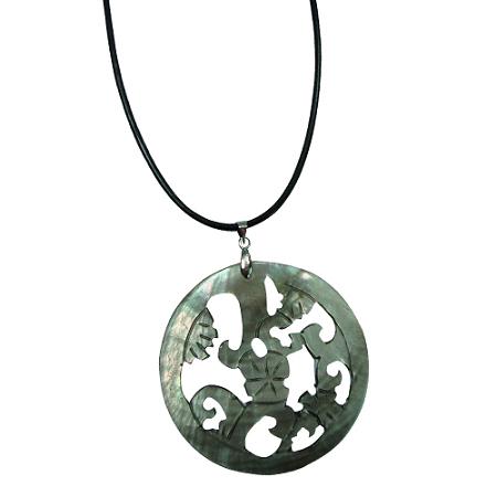 MOP Shell PendAnt NeCklACe