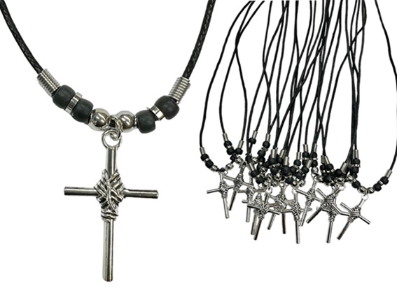 Large  VINTAGE Cross Pendant Necklace.