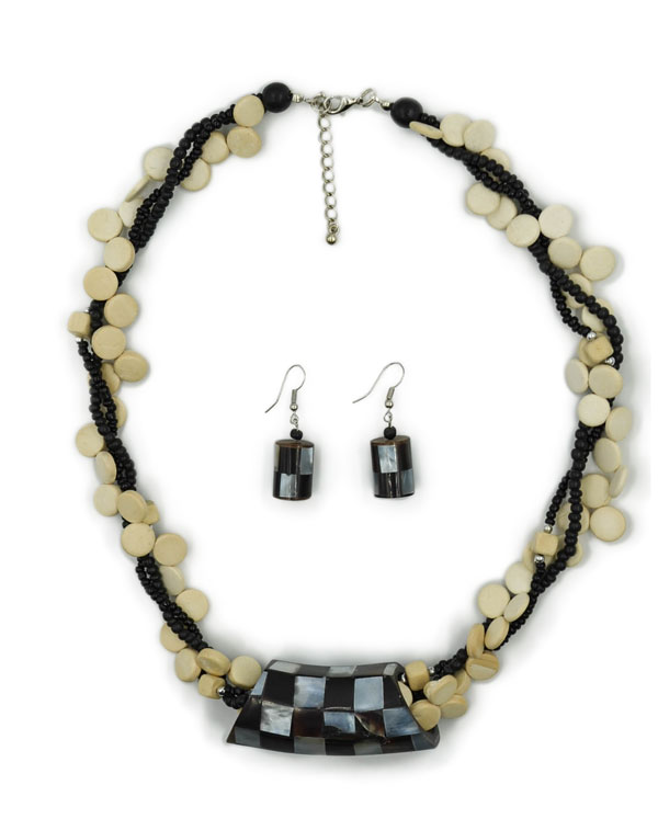 Shell NECKLACE & Earring Set