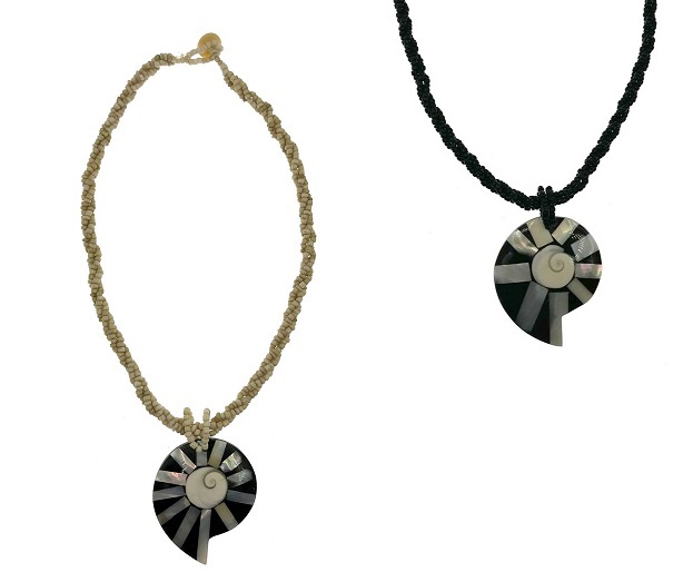 MOP Shell ShAped PendAnt NeCklACe With BlACk AntiC Beige BeAds