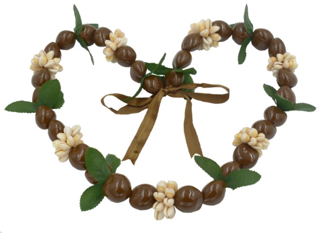 Brown Kukui Nut With Cowrie Shell And Leaf Lei/NECKLACE