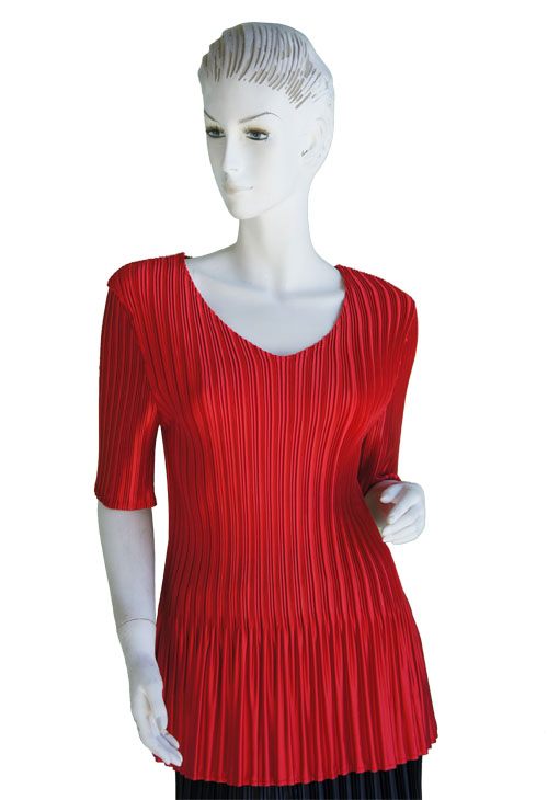 MAGIC Mini Pleat Short Sleeves V-neck