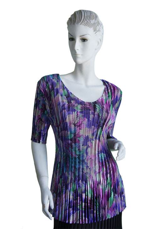 MAGIC Mini Pleat Short Sleeves V-neck