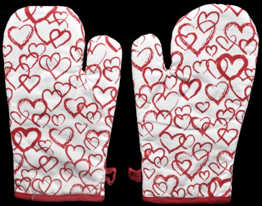 Set of 2 Oven Mitts - Heart Print