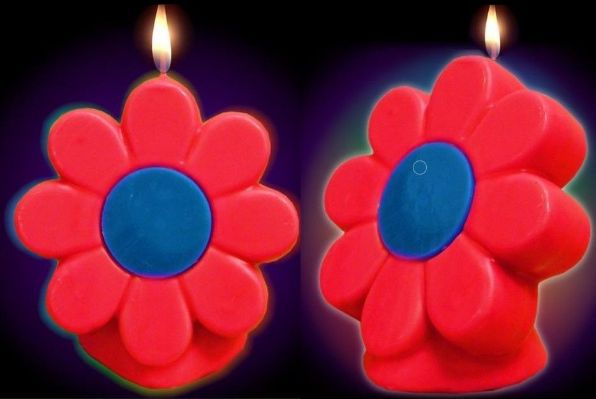 Flower Black Light Candle