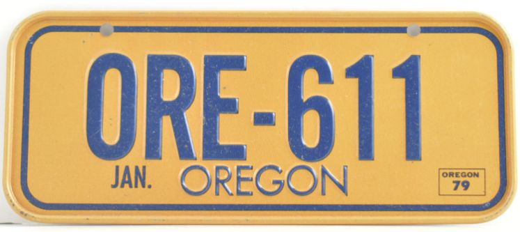 VINTAGE 1979 Stamped Lettering All Metal Bicycle Tag Oregon