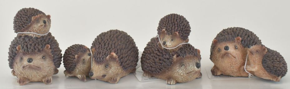 Resin Hedgehog Family 4 Asst