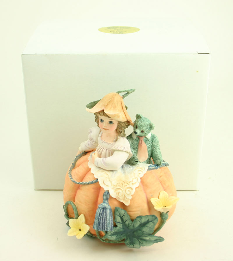 Jan Hagara Porcelain FIGURINE Kayla Make Believe Series