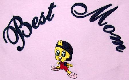 ''Best Mom'' Embroidered T SHIRT In Color