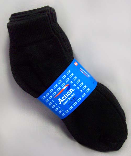 ''Action'' Adult Black COTTON Sports Socks. Size: 9-11