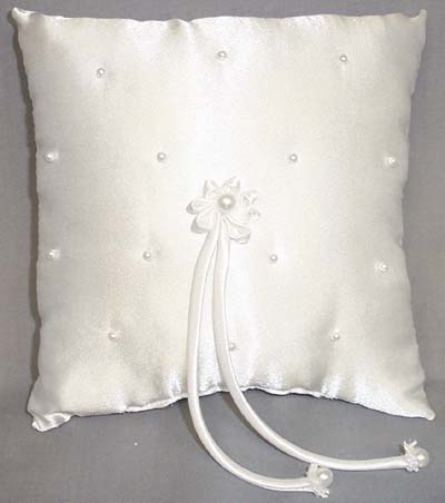 RING Beared Pillow With Pearls - White Color  ( # RP-1498-WT)