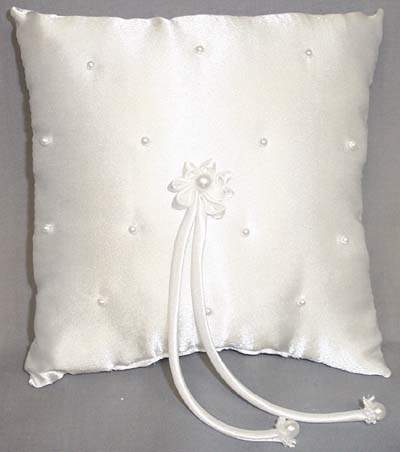 Ring Beared PILLOW With Pearls - White Color  ( # RP-1498-WT)