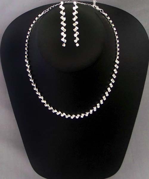 Rhinestones - 3Pc Earrrings & Necklace Set