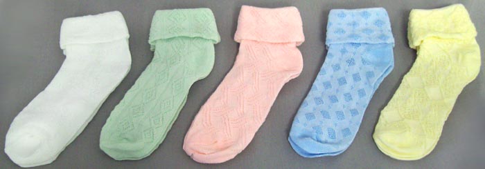 Girls Knitted  SOCKS In Assorted Soft Colors  ( # Y5302)