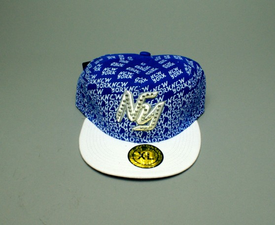 [CLOSE OUT] FITTED CAP with embroidery and prints